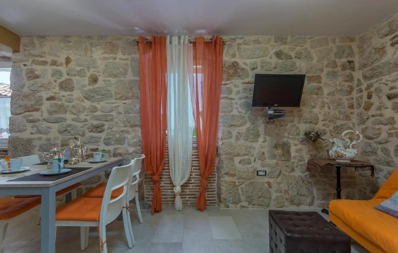 Villa Meri Kadumi
